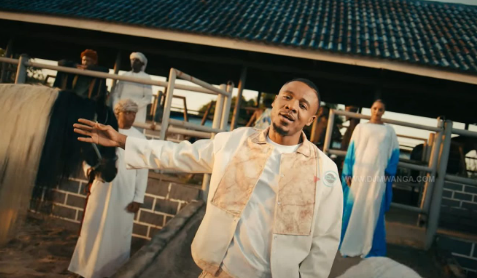 Video of | Mocco Genius Ft. Alikiba – Mchuchu